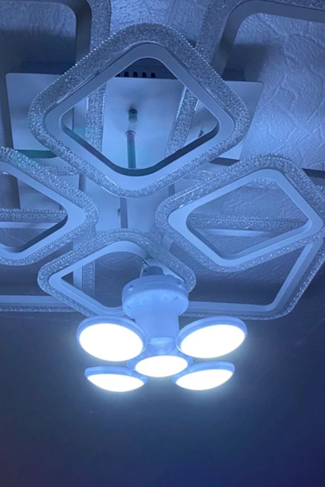 Аккумуляторная LED лампа Ромашка с солнечной батареей