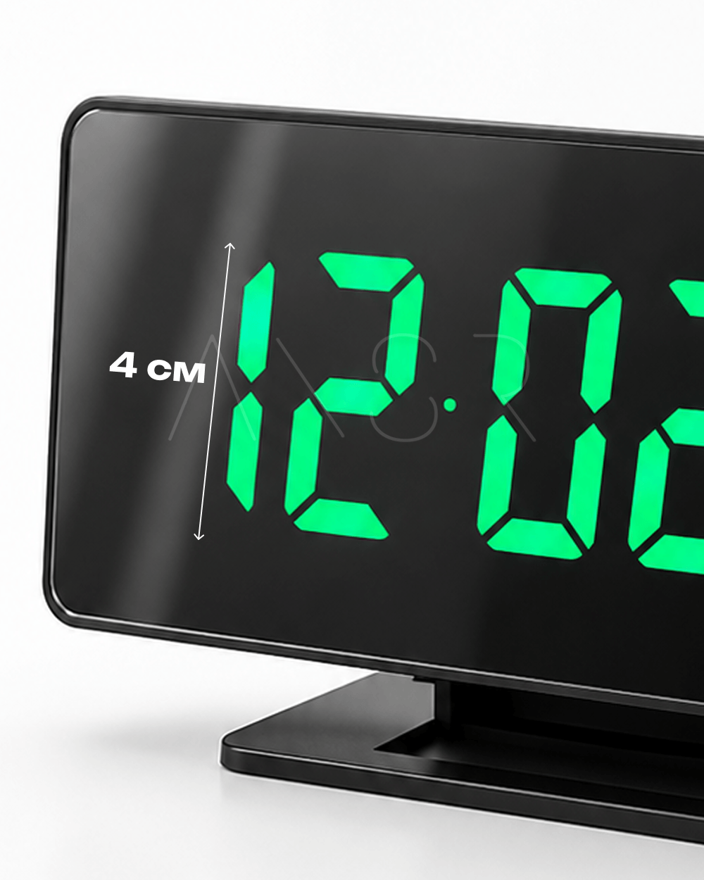 висота цифр LED-годинника 4 см